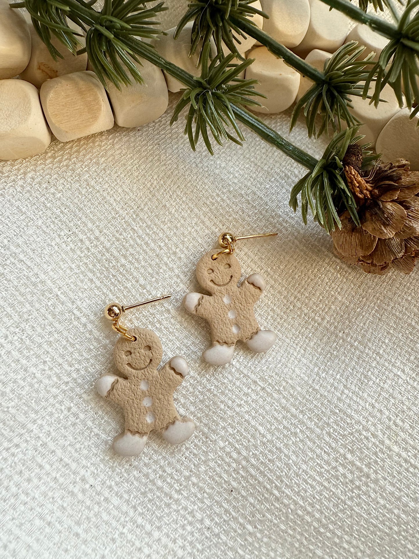 Textured Gingerbread Men