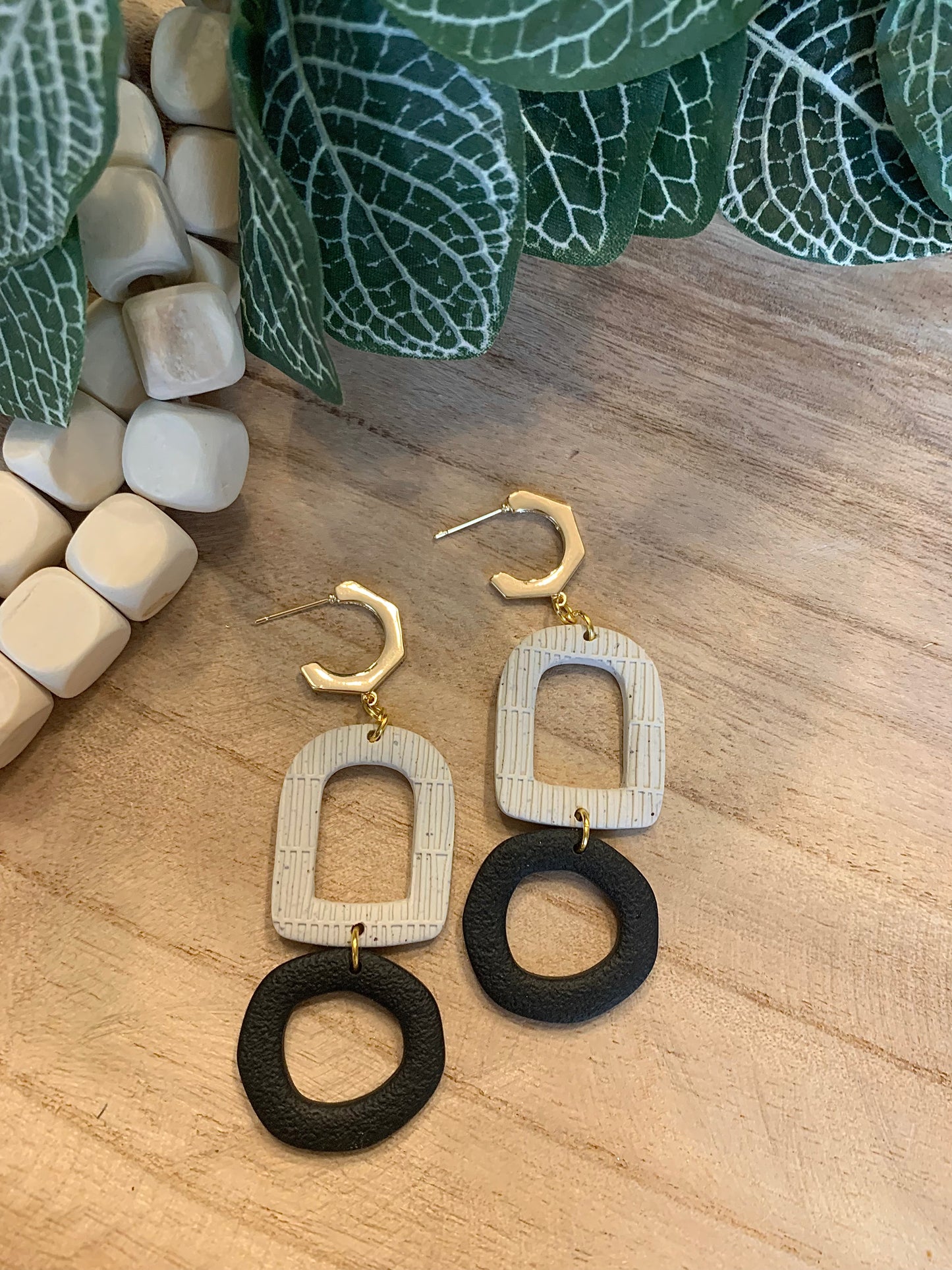 Black and White Dangle w/ hoop